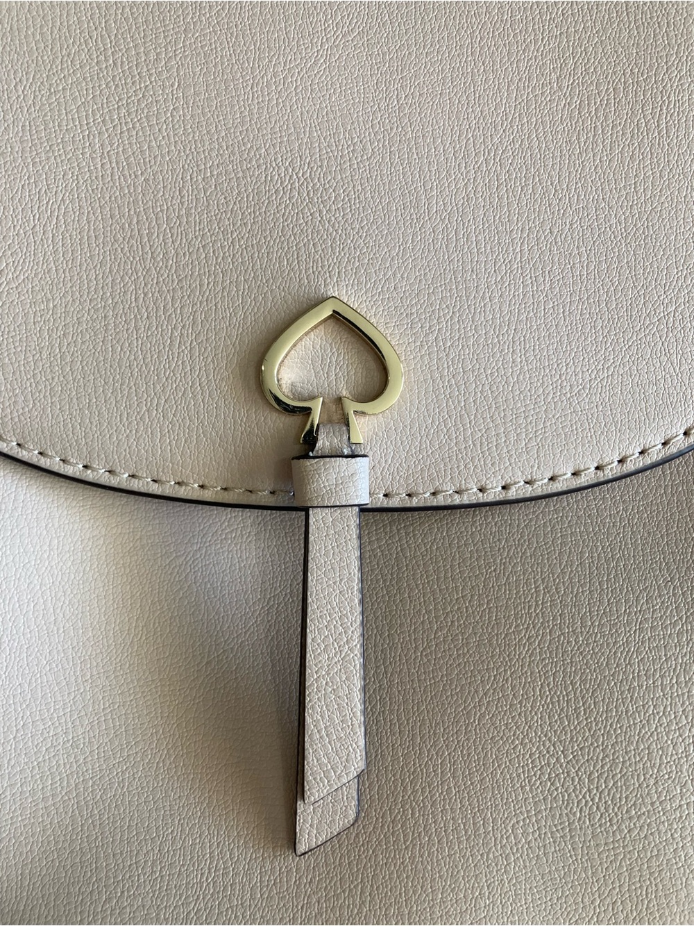 Kate Spade Adel Medium Flap Backpack in Warmbeige Leather - WKRU6412 Authentic - Picture 5 of 10